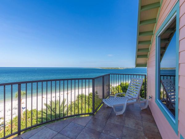 Great Value Captiva Island 4 Bedroom Beach Vacation Home