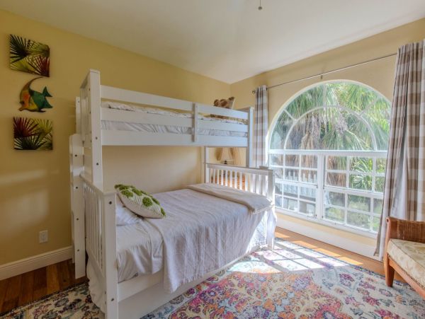 Walk to Beach Captiva Vacation Home Sleeps 8 Guests