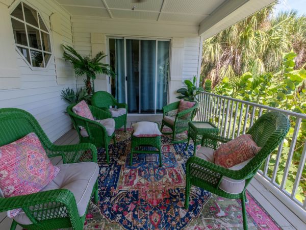 Walk to Beach Captiva Vacation Home Sleeps 8 Guests