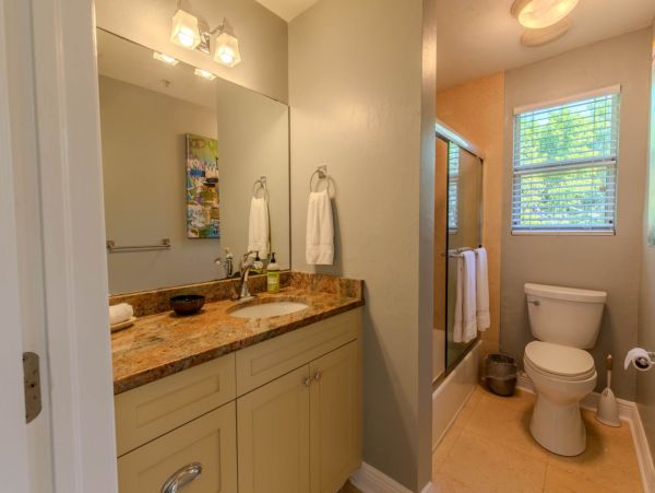 Walk to Beach Captiva Vacation Home Sleeps 8 Guests
