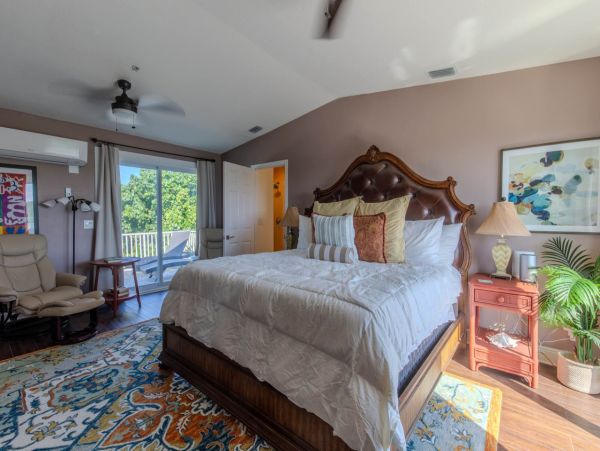 Walk to Beach Captiva Vacation Home Sleeps 8 Guests