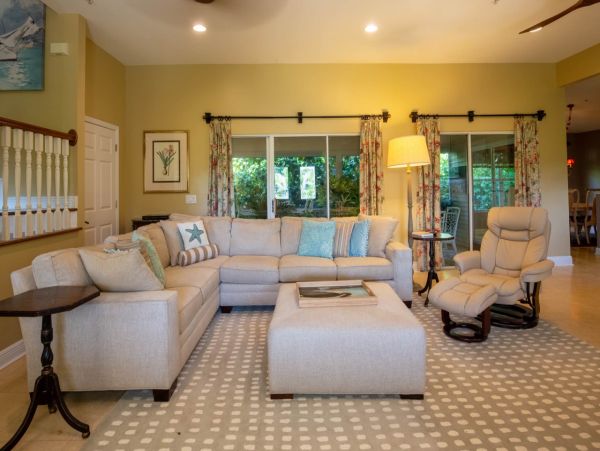 Walk to Beach Captiva Vacation Home Sleeps 8 Guests