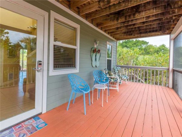 Captiva Vacation Home With 4 Bedrooms Short Walk to Beach