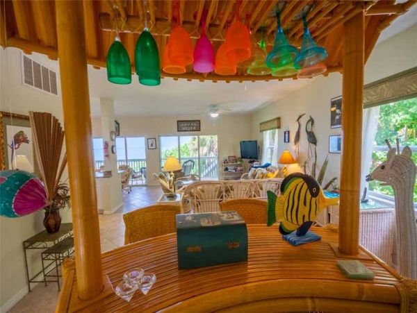 Four Bedroom Captiva Rental Home Located On The Beach