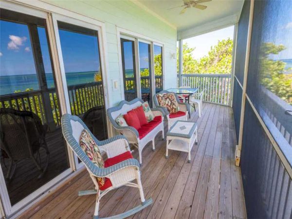 Four Bedroom Captiva Rental Home Located On The Beach