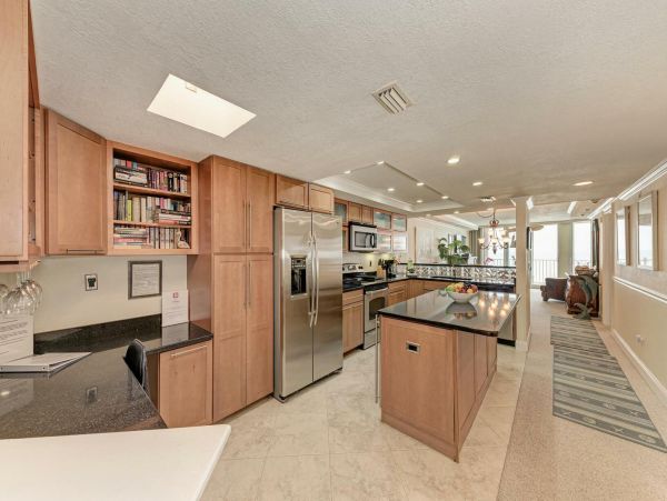 Luxury Beachfront Anna Maria Vacation Rental