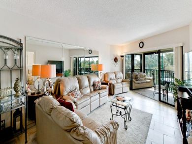 Two Bedroom Vacation Rental right on the Gulf of Mexico - additional view, photo 2