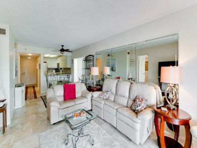 Two Bedroom Vacation Rental right on the Gulf of Mexico - additional view, photo 4