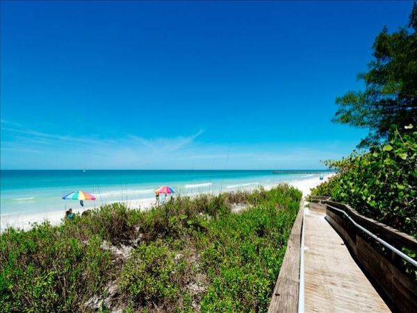 Anna Maria Island Two Bedroom Rental Property