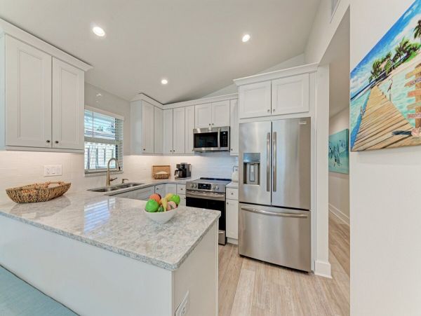 Holmes Beach Vacation Rental 2BR Florida Gulf Coast Beachfront Home