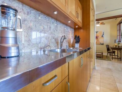 Equipped Kitchen