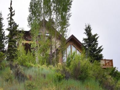 A Rare Four Bedroom Ski Vacation Rental in Vail on shuttle