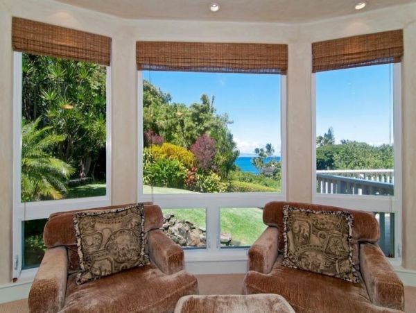 Lovely Lahaina Rental Pacific Views Path to Beach from House
