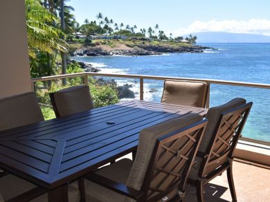 Beachfront Maui Rental Home- Private Beach Snorkeling Cove.