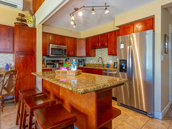 Beautifull Rental with 3 Bedrooms near Kalepolepo Beach