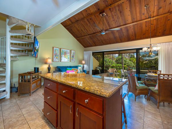 Beautifull Rental with 3 Bedrooms near Kalepolepo Beach