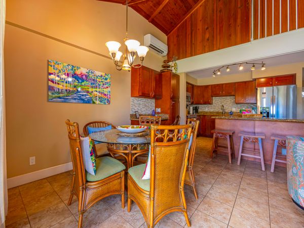 Beautifull Rental with 3 Bedrooms near Kalepolepo Beach