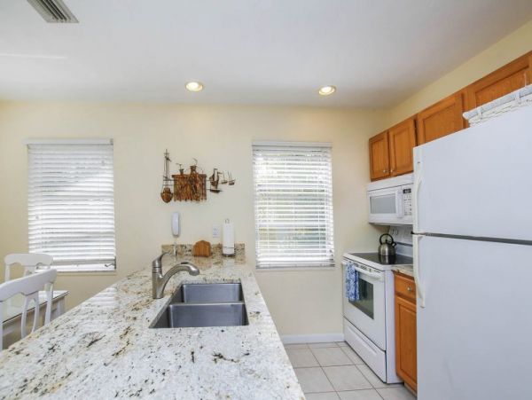 Short Walk to Beach Captiva Vacation Duplex Two Bedroom