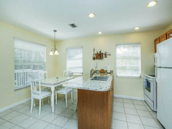 Short Walk to Beach Captiva Vacation Duplex Two Bedroom