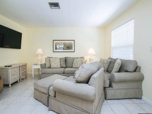 Short Walk to Beach Captiva Vacation Duplex Two Bedroom