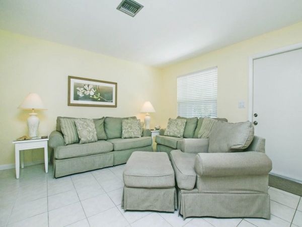 Short Walk to Beach Captiva Vacation Duplex Two Bedroom