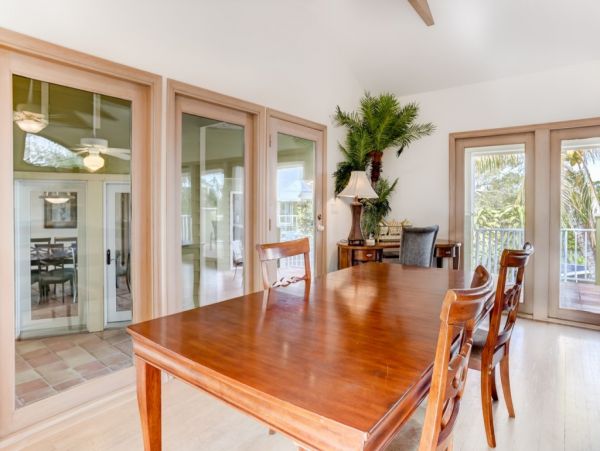 5 Bedroom Captiva Vacation Rental Home with Pool
