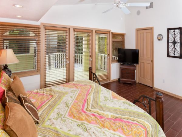 5 Bedroom Captiva Vacation Rental Home with Pool