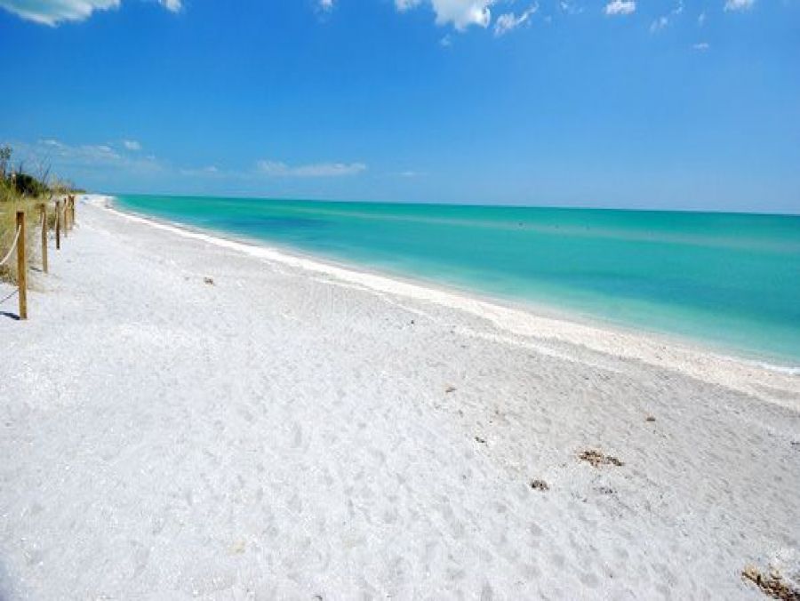 5 Bedroom Captiva Vacation Rental Home with Pool