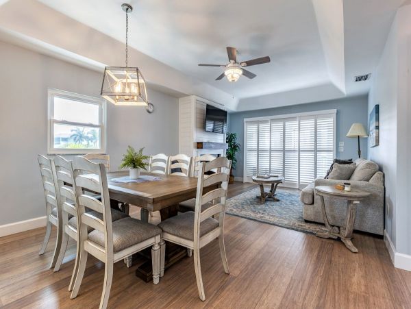 Three Bedroom Home with Pool on North Anna Maria