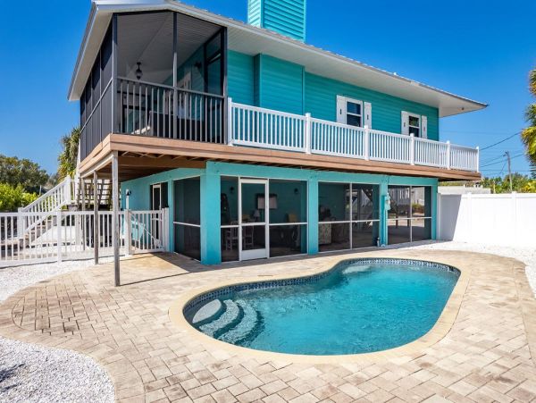 Three Bedroom Home with Pool on North Anna Maria