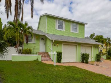 Anna Maria Island Pool Home - Vacation Rental - Sleeps 6