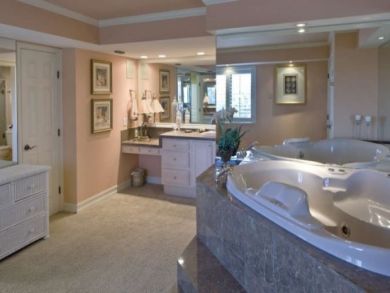 Master Batrhoom Suite
