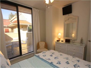 Bedroom 2 with TV