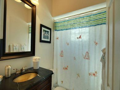 Holmes Beach Vacation Rental- Short Walk Beach