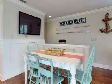 LOCATION LOCATION 3 Bedroom Anna Maria North End Pool Home