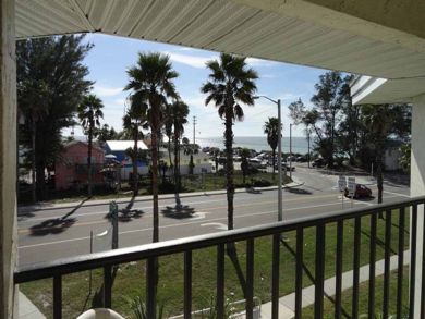 ACROSS ST FROM BEACH ANNA MARIA RENTAL