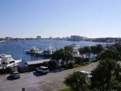 Destin Three Bedroom Rental Property Option