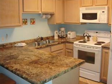 Full kitchen