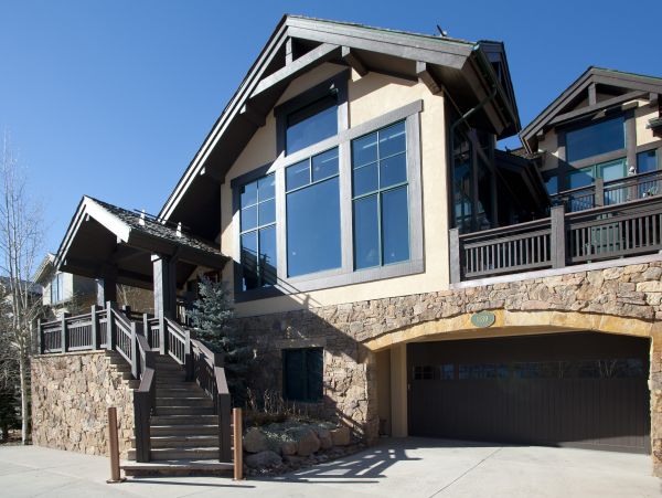 This Six Bedroom Luxury Vail Ski Vacation Rental Sleeps 16