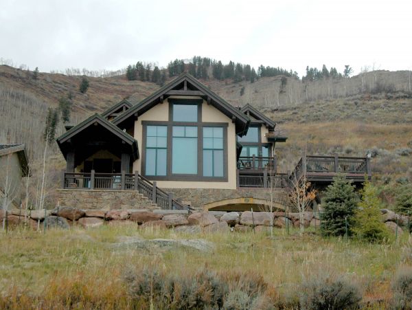 This Six Bedroom Luxury Vail Ski Vacation Rental Sleeps 16
