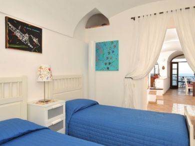 Lower level bedoom with two single joinable beds