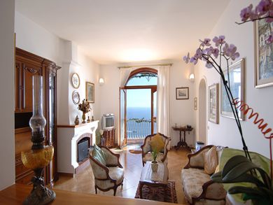 Beautiful apartment that lies on the border bettwen Positano & Praiano