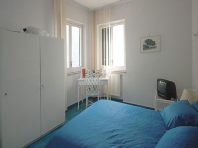 Bedroom 2 with double bed