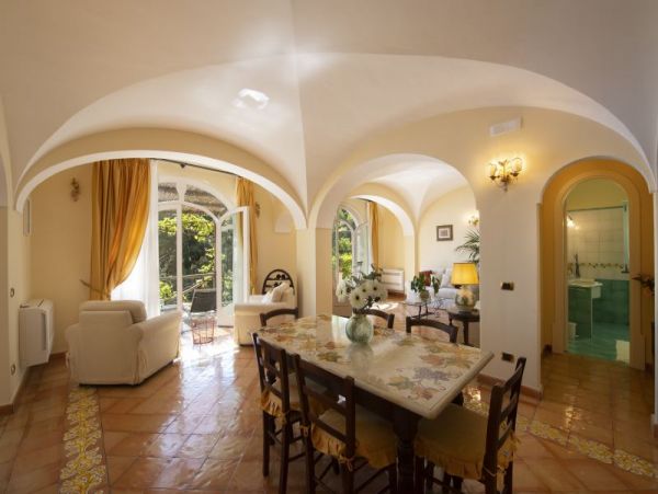Positano 3 Bedroom Luxury Vacation Home with Private Pool