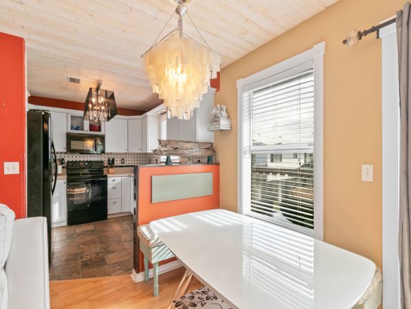 Bradenton Beach 3 Bedroom Rental 1 Block From the Sandy Beach
