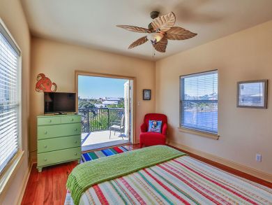 Beaches of South Walton Luxury 3 Bedrooms Sleeps 9 Guests
