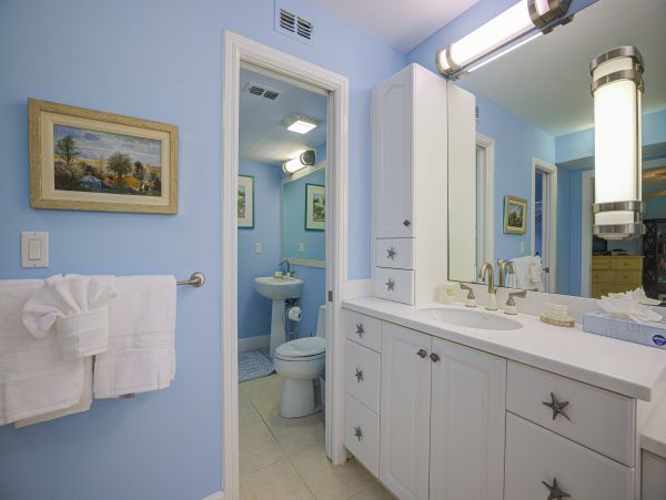 Sanibel Beachfront 3 Bedroom Condo with Views