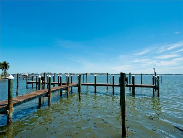 Two Bedroom Bradenton Beach Condo Gulf-Front