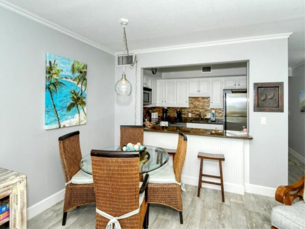 One of The Few Rentals on Longboat Key Beach Weekly Rental