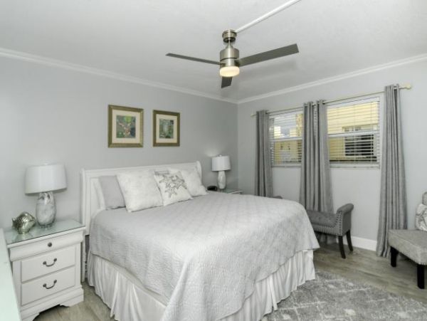 One of The Few Rentals on Longboat Key Beach Weekly Rental
